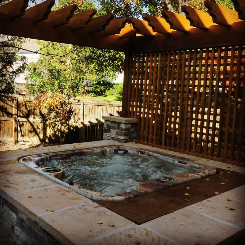 31+ Amazing Backyard Hot Tub Ideas in 2021 | Houszed