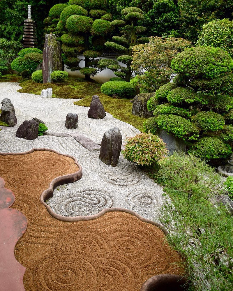 Diy zen garden ideas - molitherapy