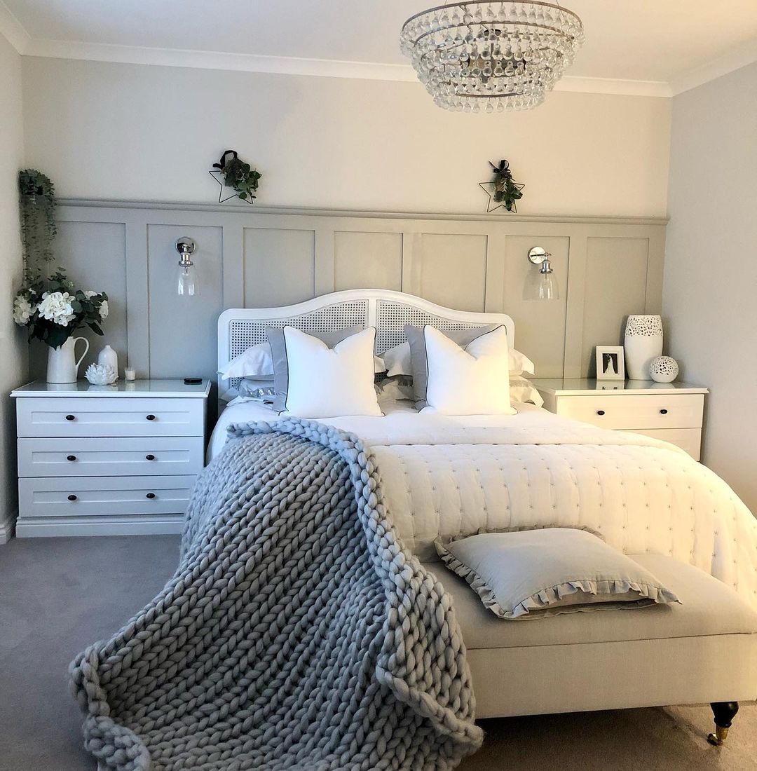 17+ Grey and White Bedroom Ideas That Deliver Style in 2022 | Houszed