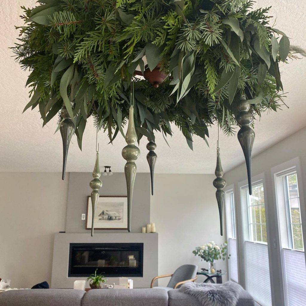 hanging wreath chandelier