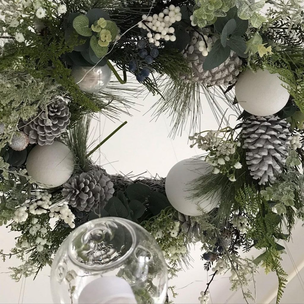 wreath chandelier