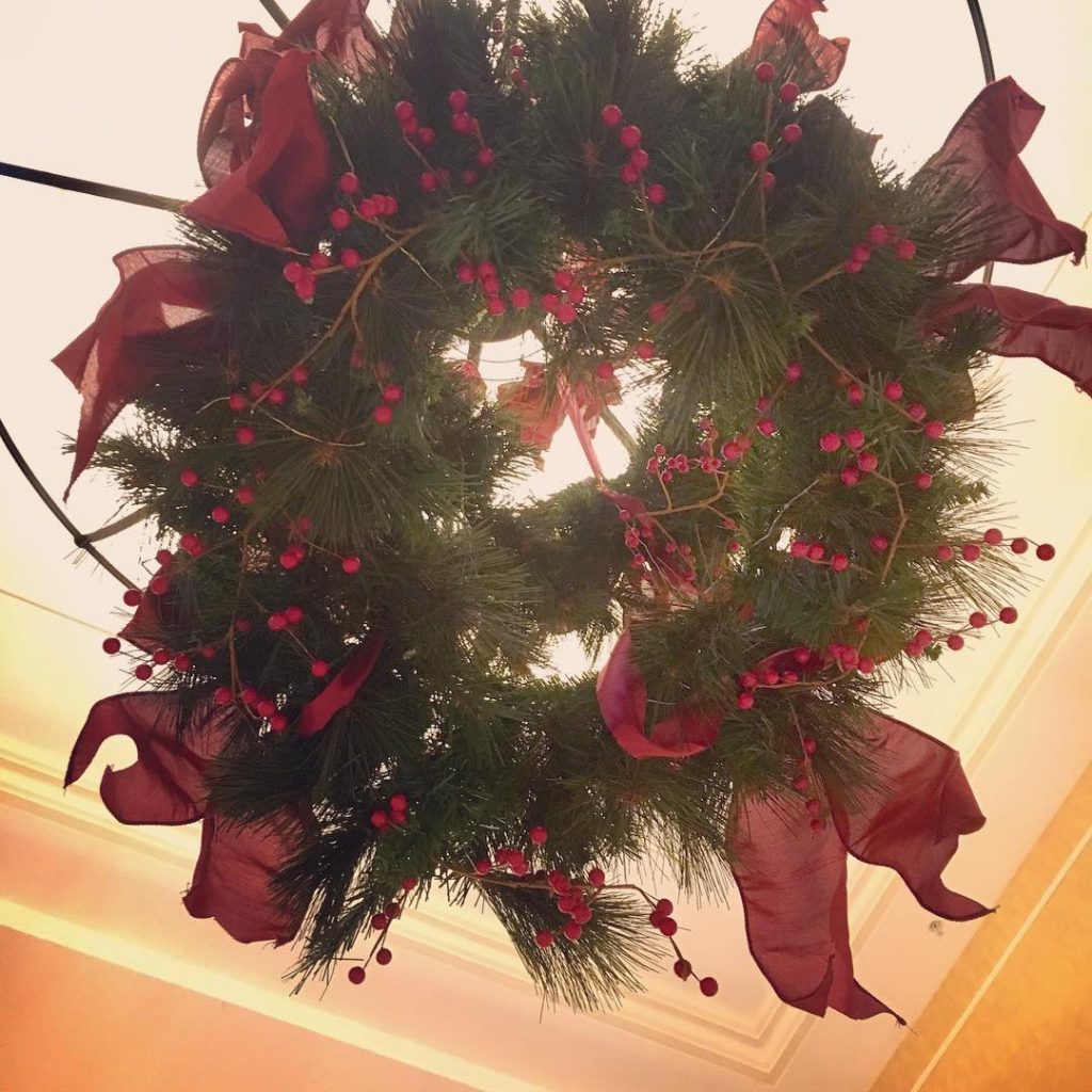 wreath chandelier