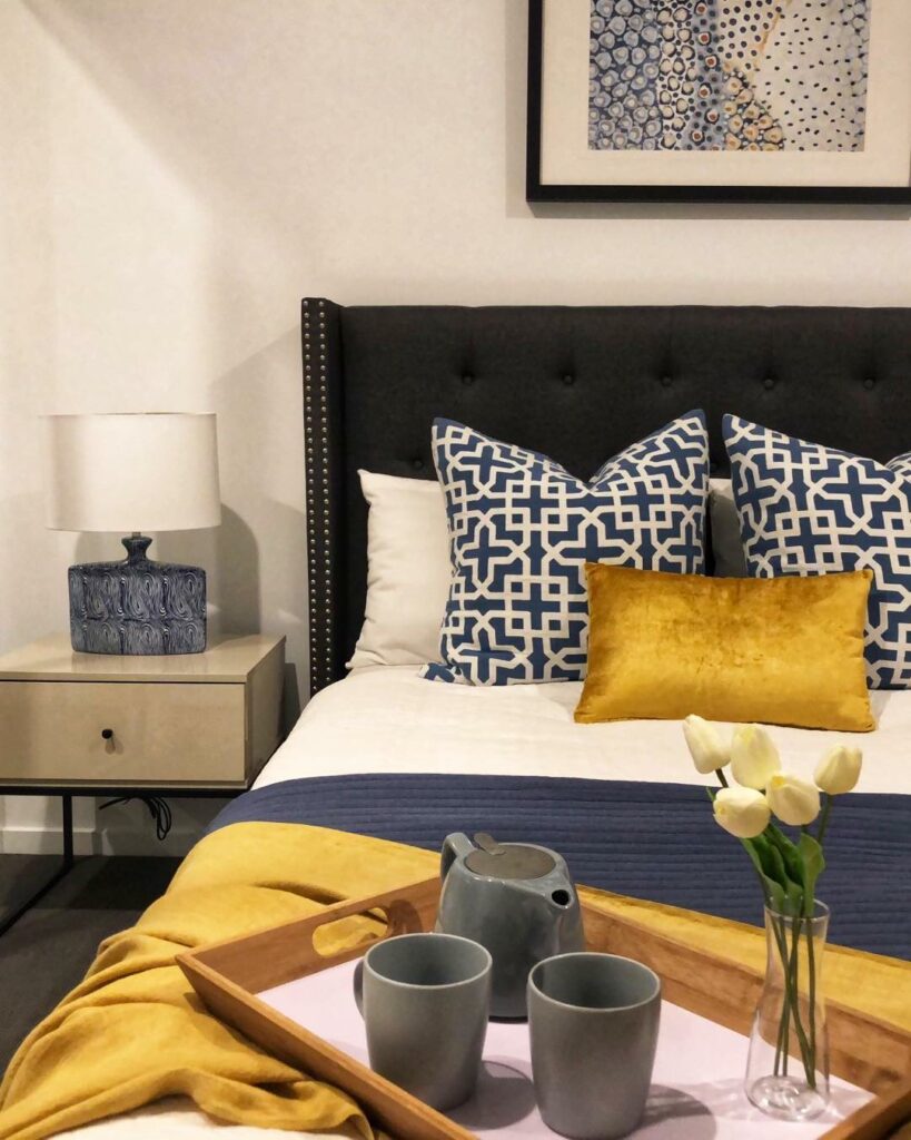 blue and yellow bedroom decorating ideas