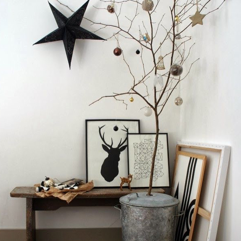 19+ Tree Branches Decoration Ideas That Will Surprise You in 2024 Houszed