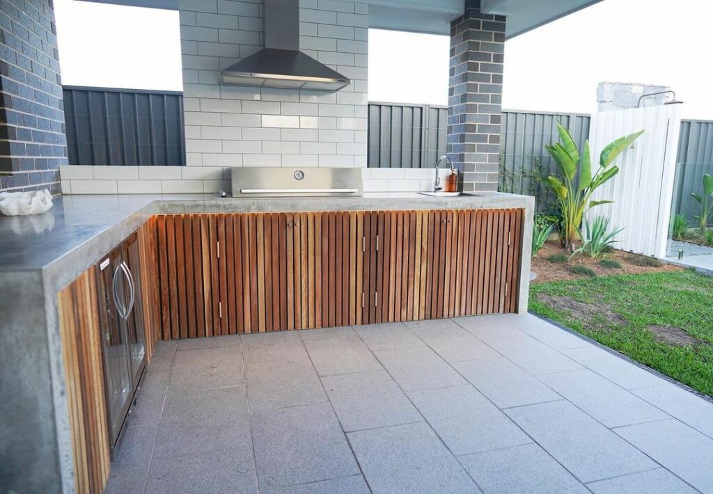 covered grill area