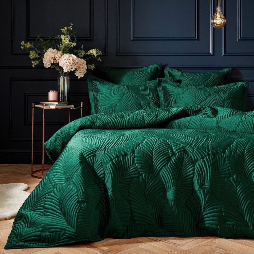 dark blue and green bedroom ideas