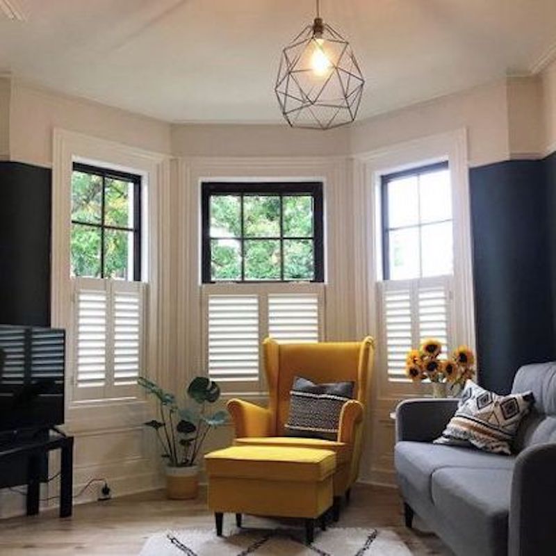 39+ Bay Window Decorating Ideas That Impress in 2024 Houszed