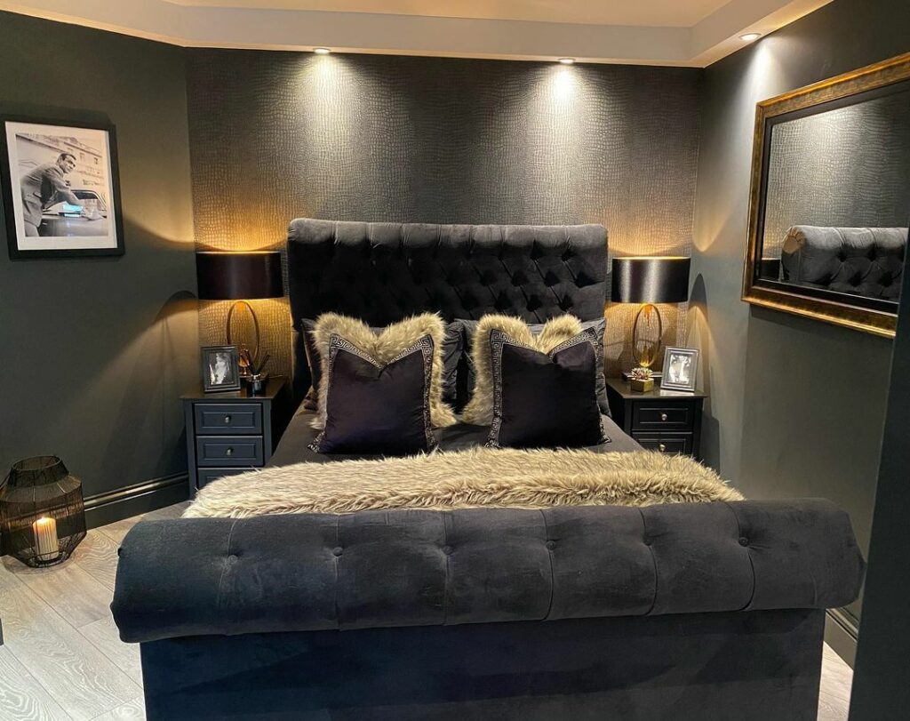 elegant black and gold bedroom