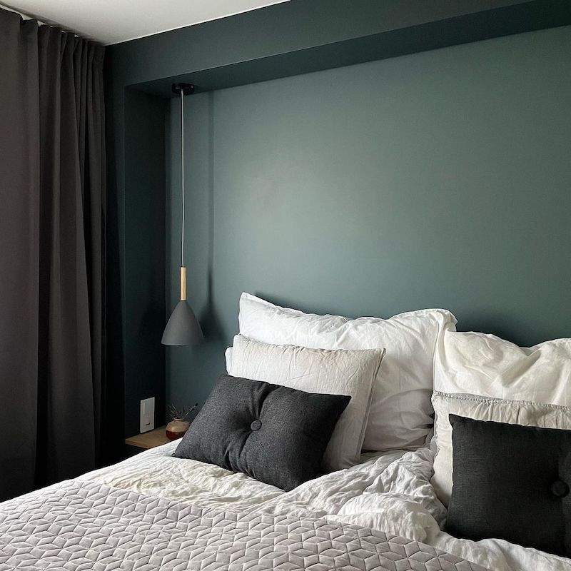grey green and white bedroom ideas
