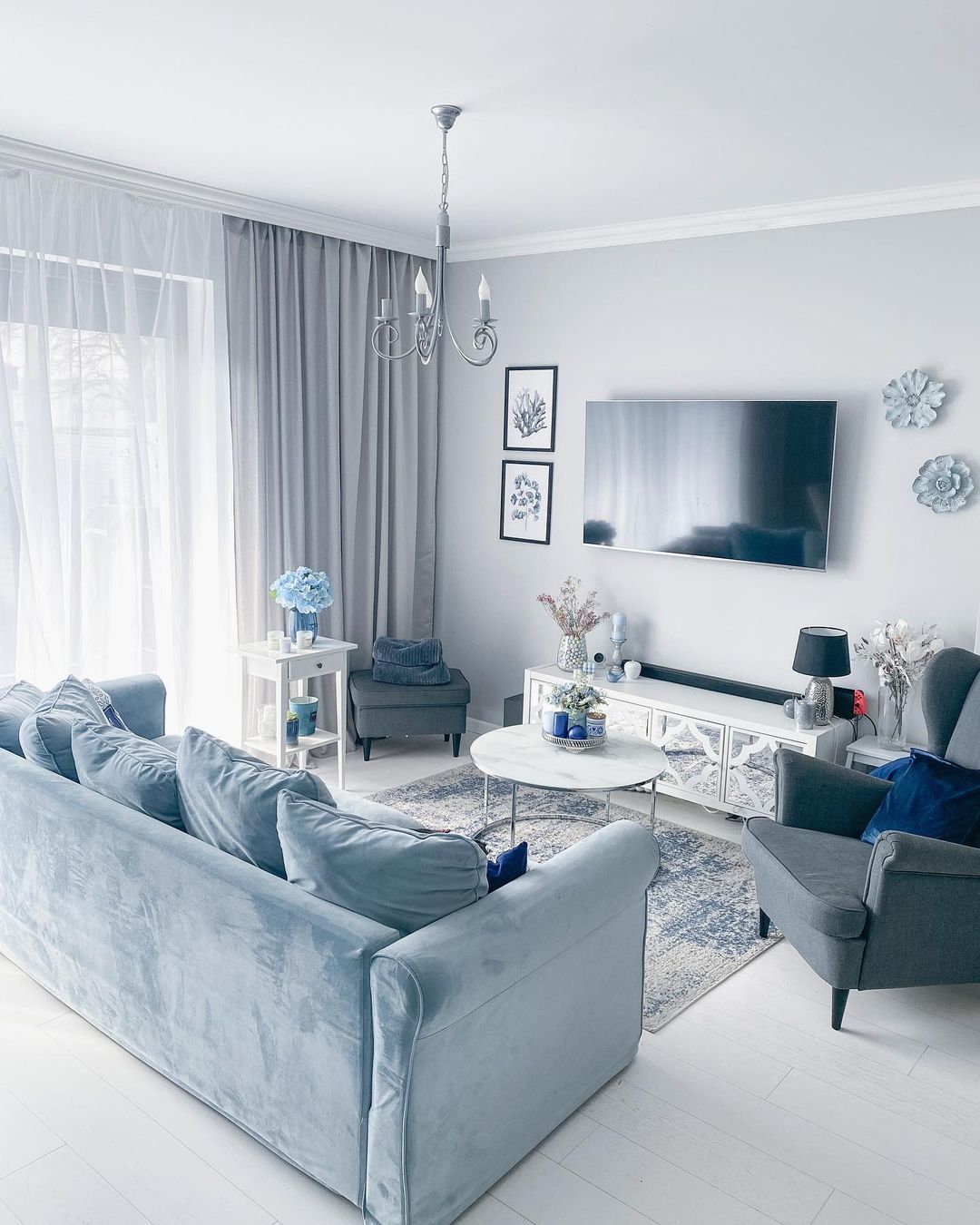 33+ Blue Sofa Living Room Ideas That Make an Impact in 2024