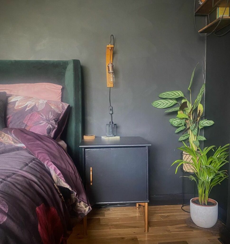 neon green and black kids bedroom ideas