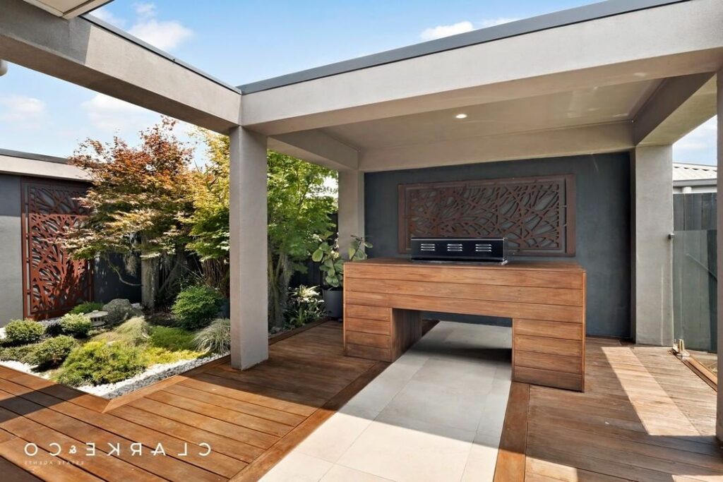 outside bbq