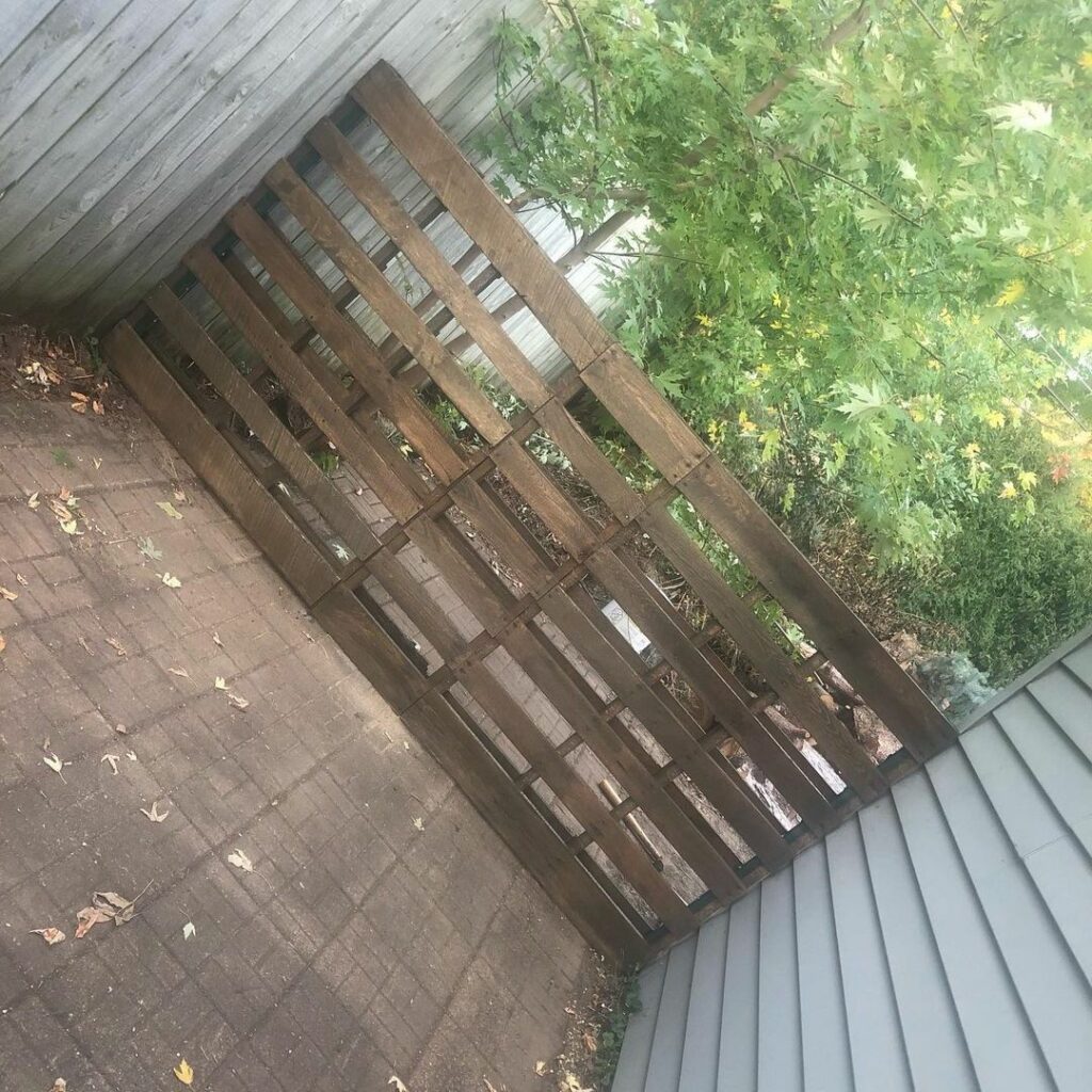 pallet wood fences