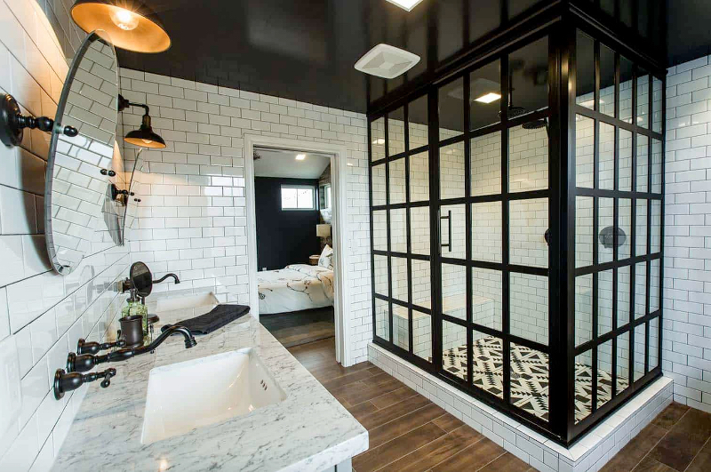 black and white bathroom remodeling ideas