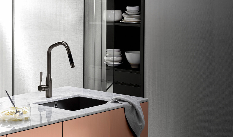 black faucet kitchen