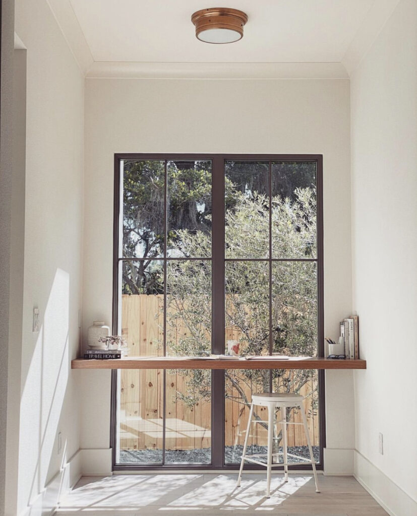 floating desk with drawer