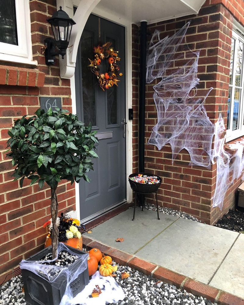 front door decorations for halloween