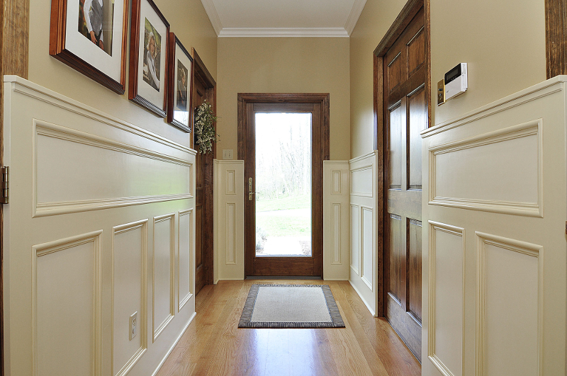 hallway wainscoting 12