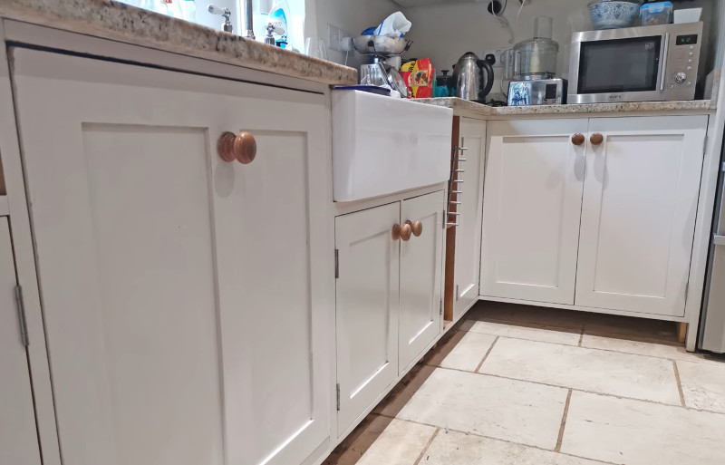 how to paint kitchen cabinets like a pro diy
