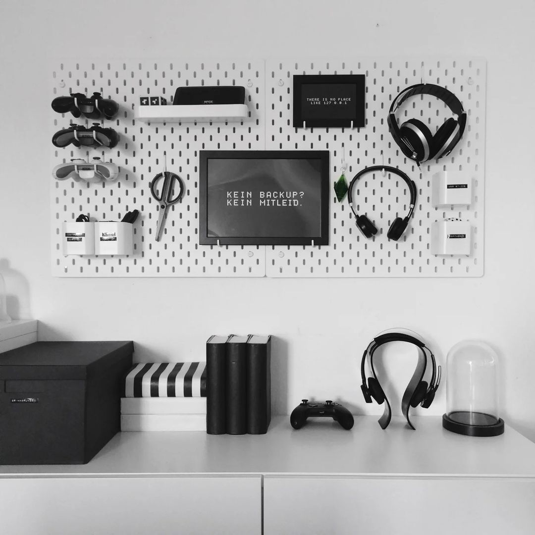 15+ IKEA Pegboard Ideas That Get Creative in 2024 Skadis Houszed