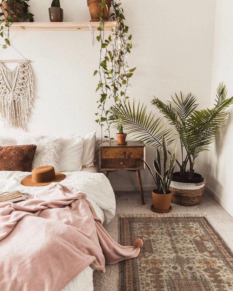 mint green bedroom ideas for women