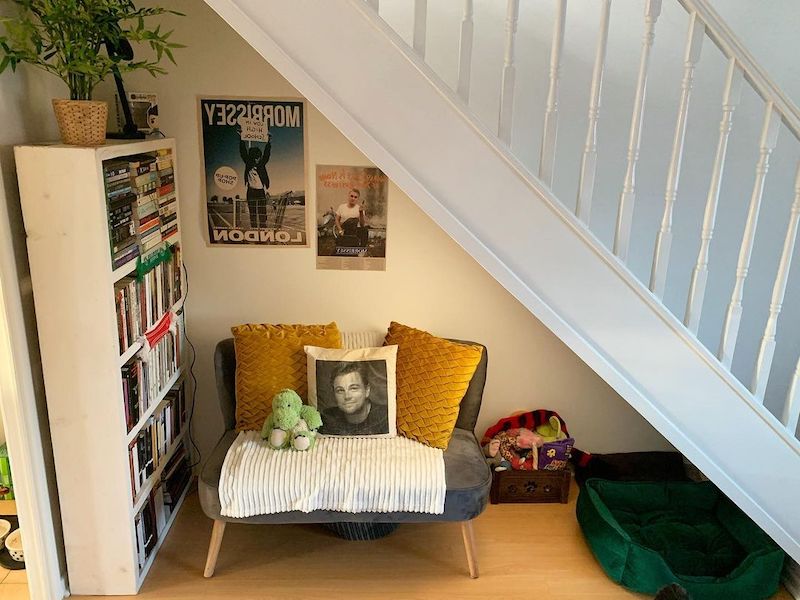 reading nook stairs