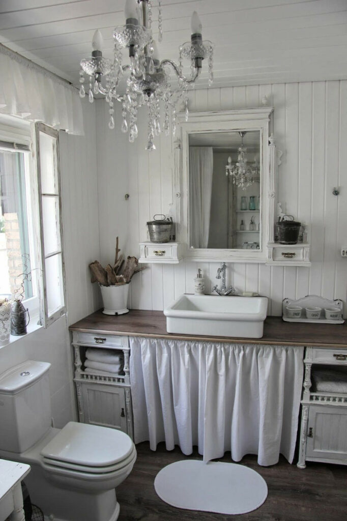 rustic chic bathroom decor