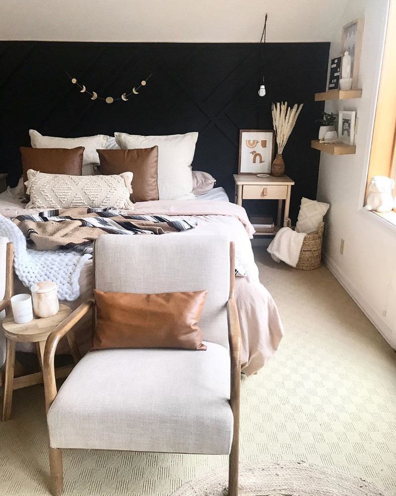small bedroom color ideas for women