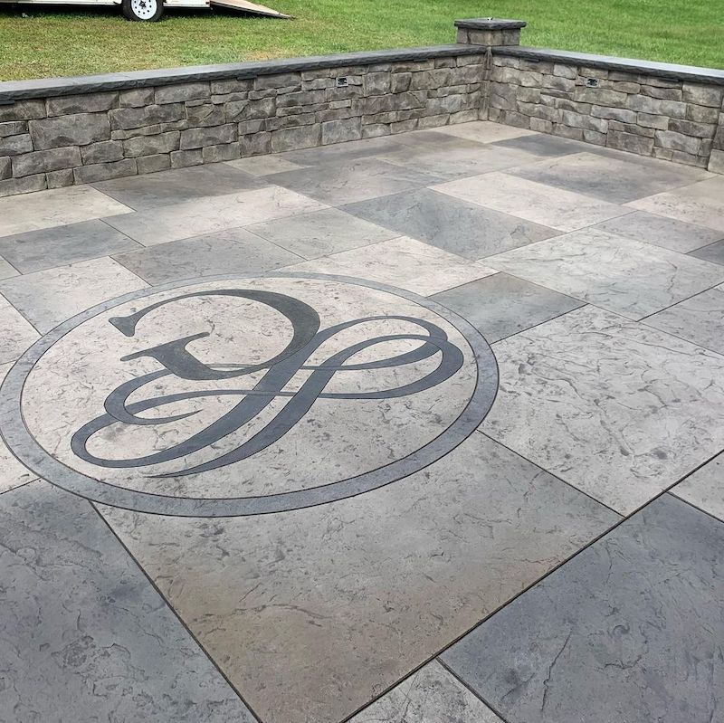 stamped concrete patio ideas with circle design