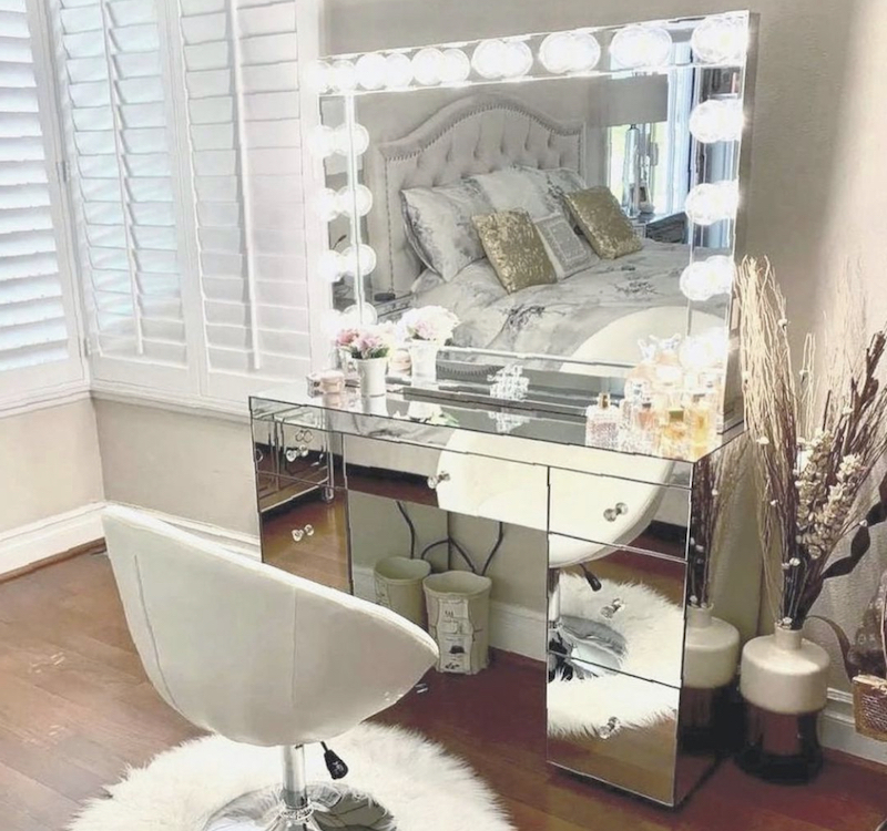 27+ Vanity Room Ideas That Deliver Beauty in 2024 Houszed