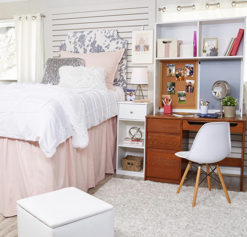 27+ Pink Dorm Room Ideas That Totally Vibe in 2024 | Houszed