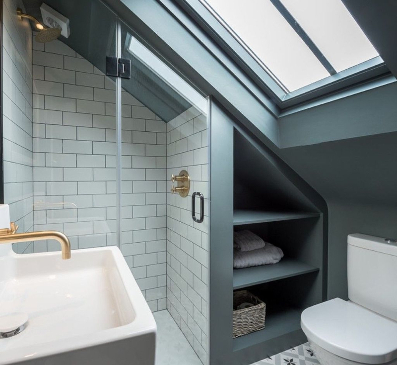 31+ Attic Bathroom Ideas That Add Value in 2024 Houszed