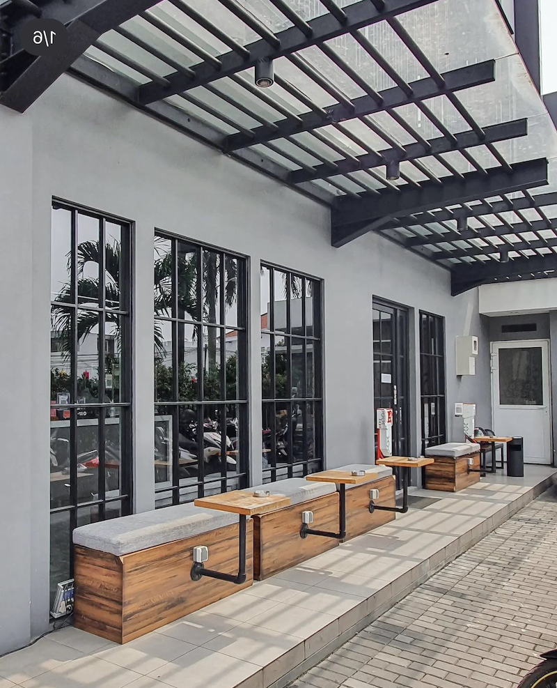 coffee shop decorations