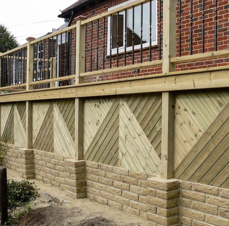 deck skirting idea