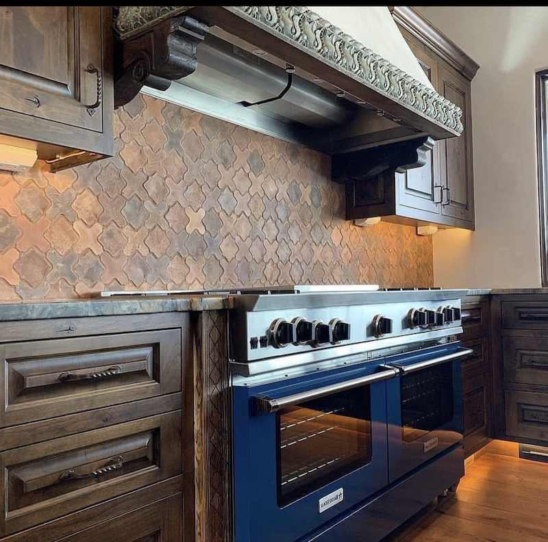 kitchen backsplash ideas for dark cabinets