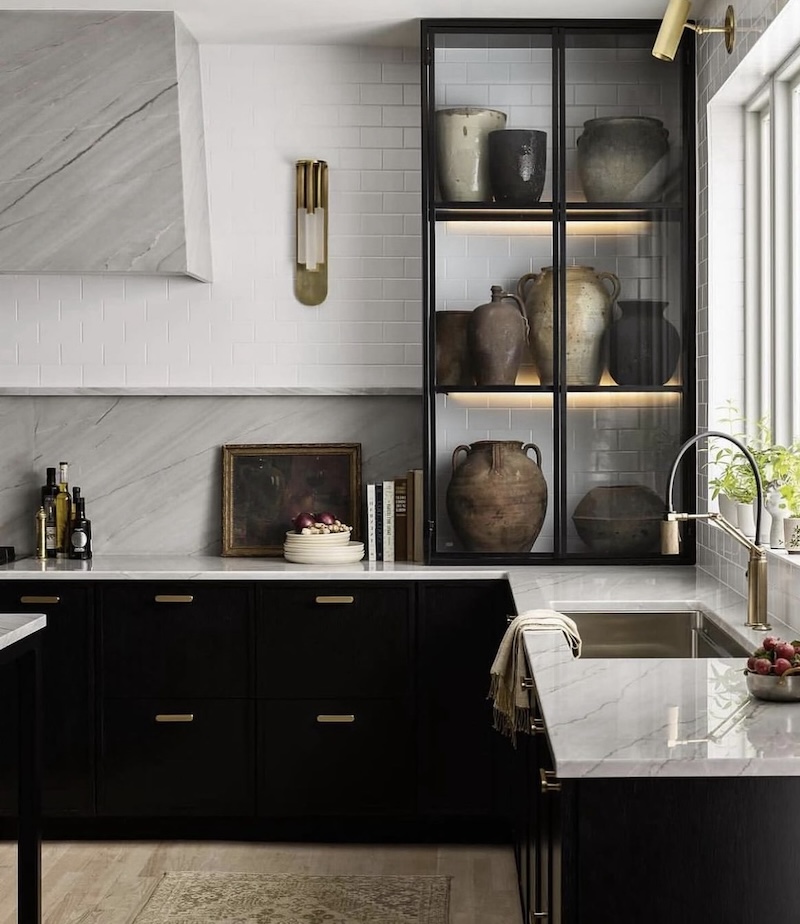black kitchen cabinets ideas