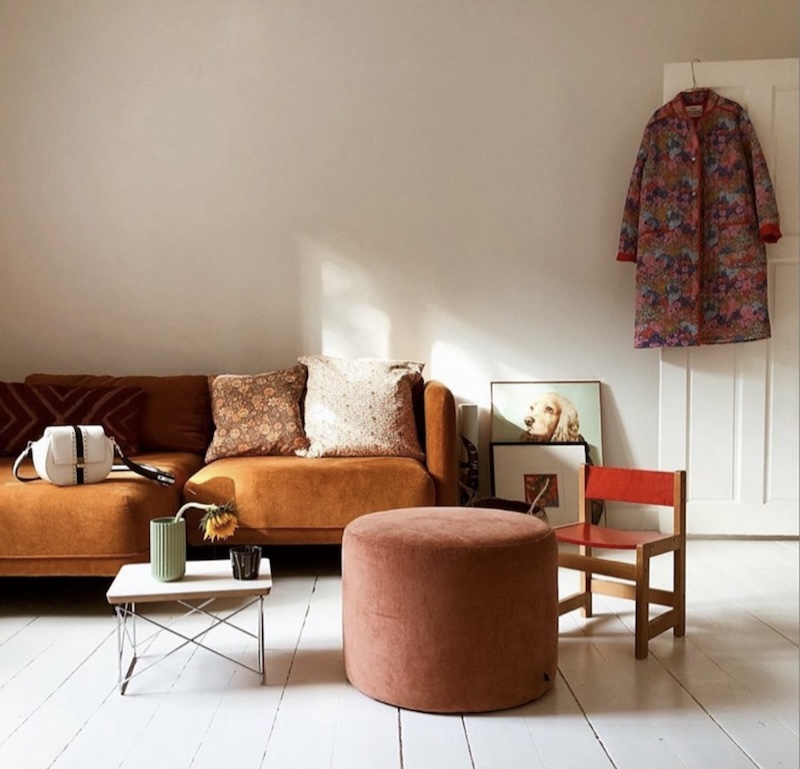 decorating ideas for brown sofa