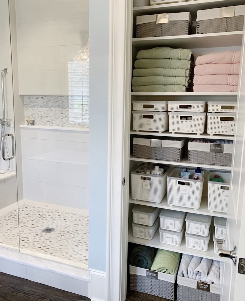 ideas for organizing bathroom cabinets