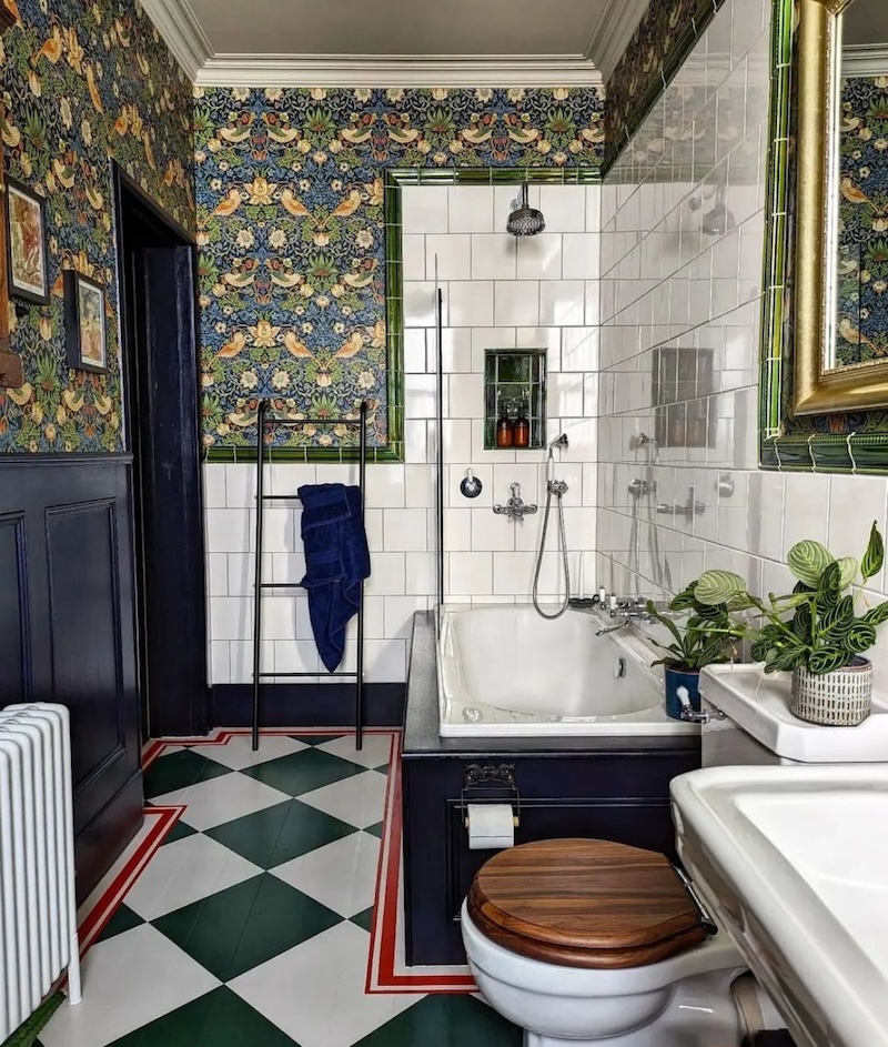 bathroom ideas with wallpaper
