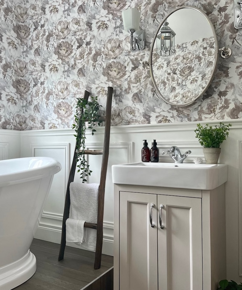 47+ Bathroom Wallpaper Ideas For Your Oasis in 2024 Houszed