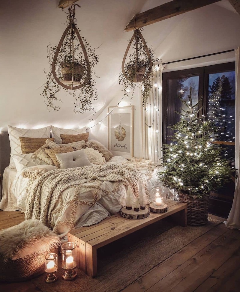 49+ Cozy Bedroom Ideas For a Snug Space in 2025 Houszed
