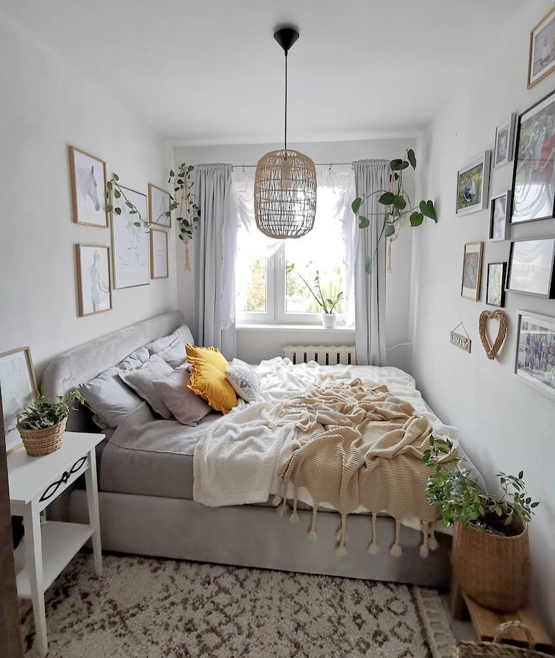 ideas for a small guest bedroom