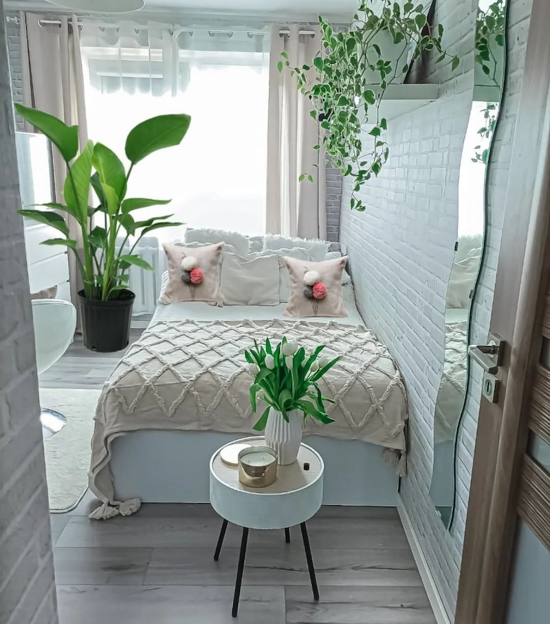 mens small bedroom ideas