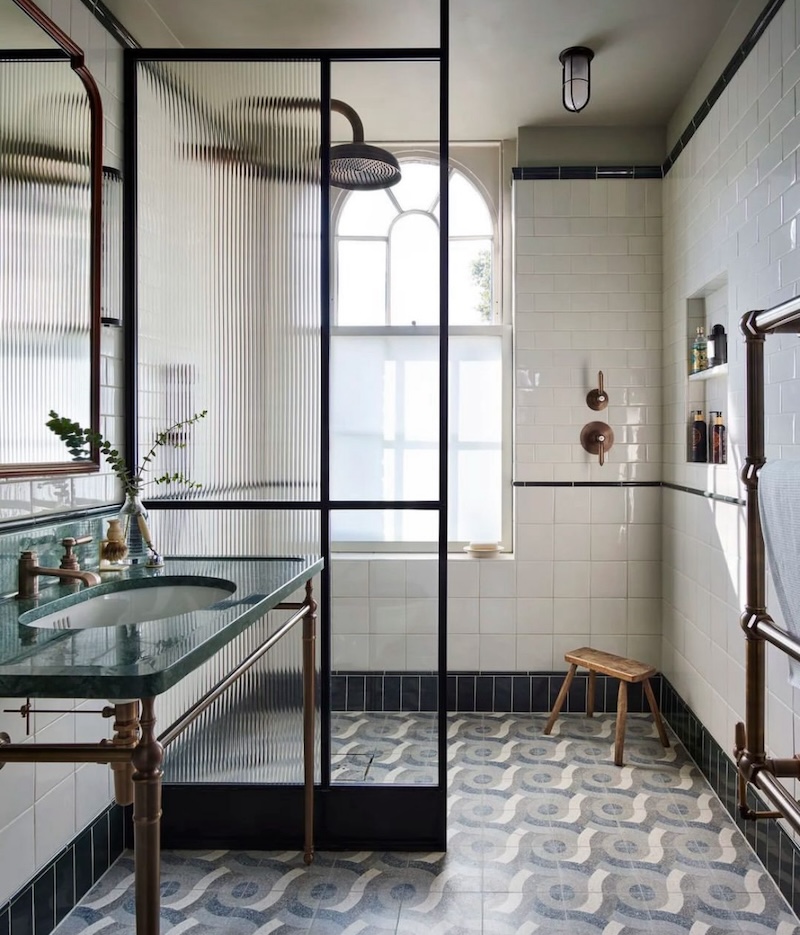 shower ideas for small bathroom