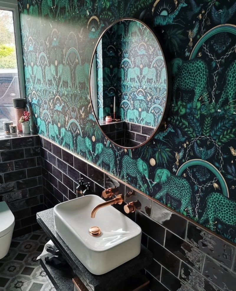 wallpaper ideas for small bathroom