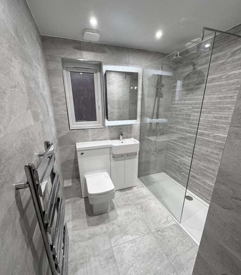 bathroom tile ideas in grey