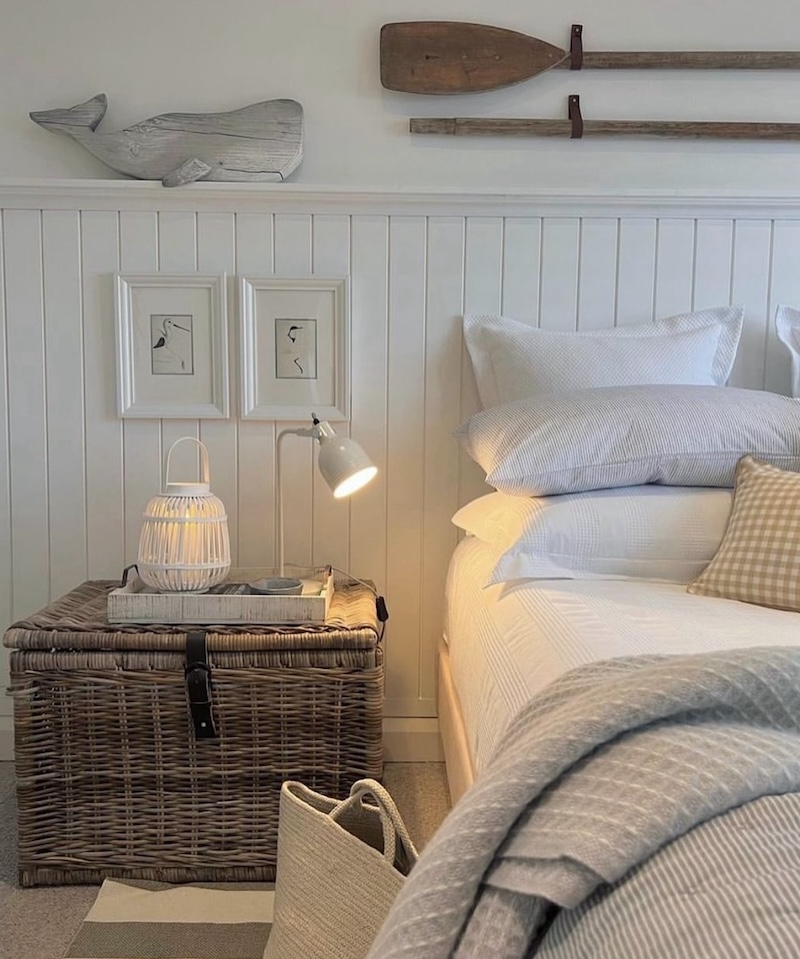 coastal cottage bedroom decor