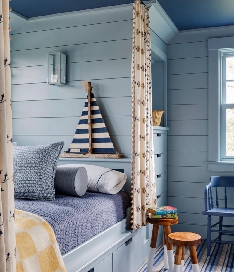 coastal cottage bedroom image