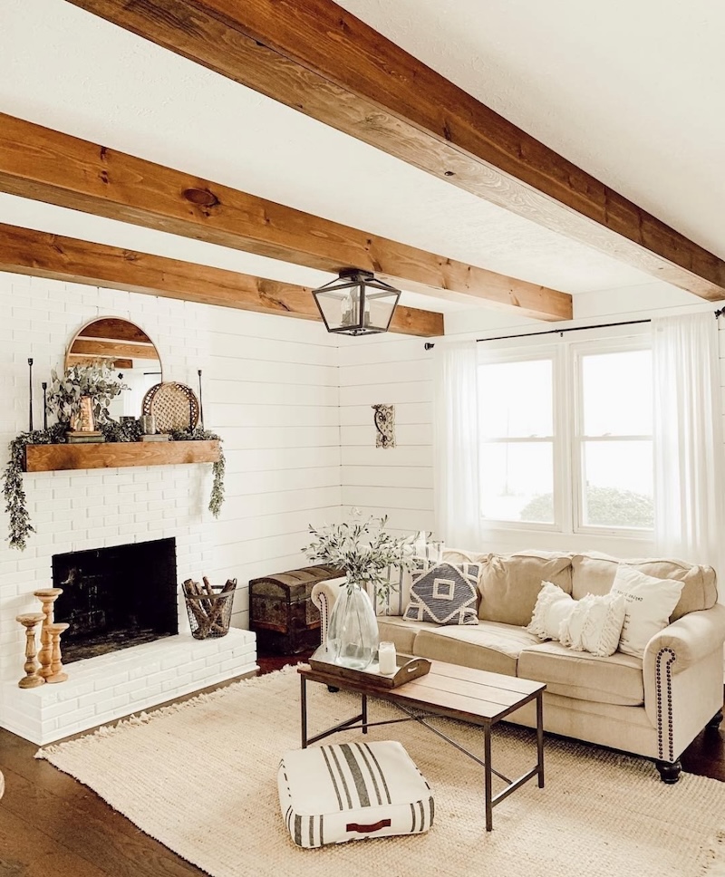 farmhouse living room idea