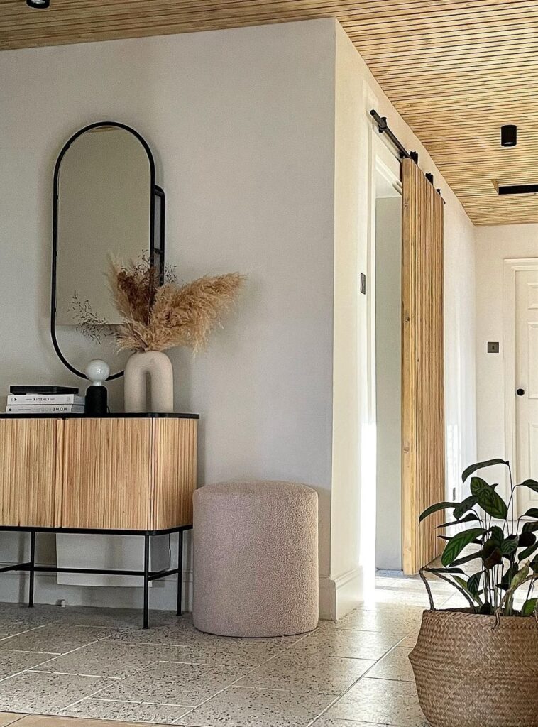 japandi interior hallway